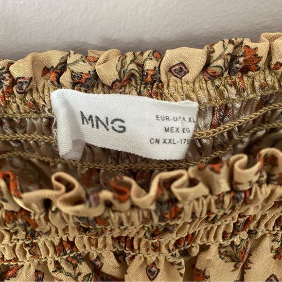 Like New MNG Silk Elastic Little Floral Paisley Crop Top Smocked Size XL - Picture 5 of 5